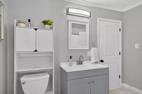 Bath - 1046 Fourth St, Jackson, MI 49203 photo 2 of 2