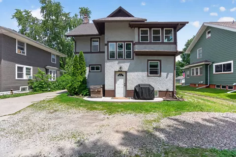 Exterior - 1046 Fourth St, Jackson, MI 49203 photo 10 of 15