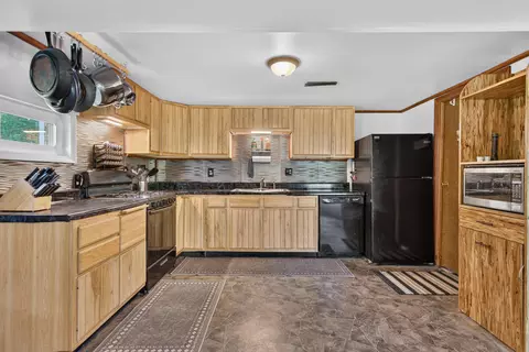 Kitchen - 10932 Baker Rd, Jerome, MI 49249 photo 2 of 5