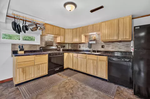 Kitchen - 10932 Baker Rd, Jerome, MI 49249 photo 4 of 5