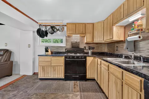 Kitchen - 10932 Baker Rd, Jerome, MI 49249 photo 5 of 5