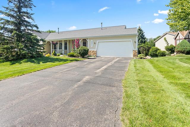 2271 Southgate Dr SE, Kentwood, MI 49508