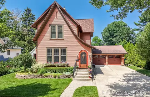 2027 Bourdon St, Muskegon, MI 49441