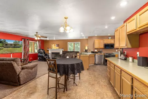 Living - 830 S Senator Rd, Crystal, MI 48818 photo 4 of 4