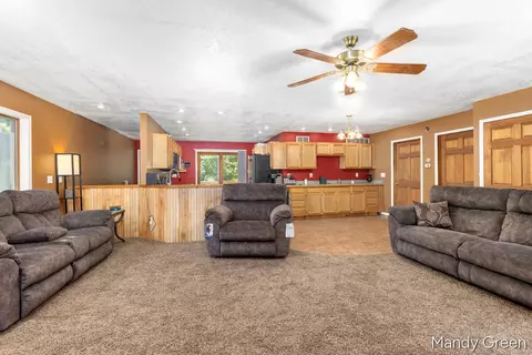 Living - 830 S Senator Rd, Crystal, MI 48818 photo 3 of 4