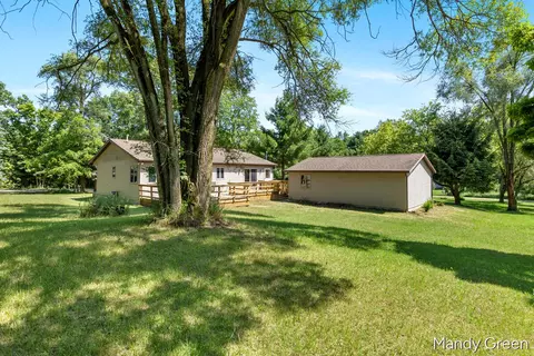 Exterior - 830 S Senator Rd, Crystal, MI 48818 photo 4 of 4