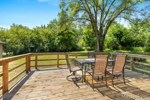 Exterior - 830 S Senator Rd, Crystal, MI 48818 photo 3 of 4