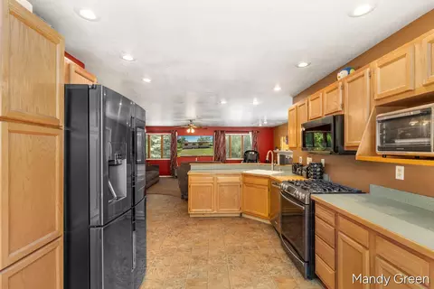 Kitchen - 830 S Senator Rd, Crystal, MI 48818 photo 1 of 2