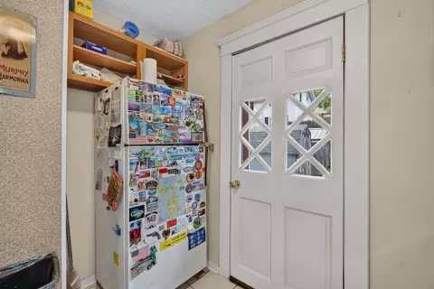 Entry Way - 305 Watts St, Jackson, MI 49203 photo 3 of 3