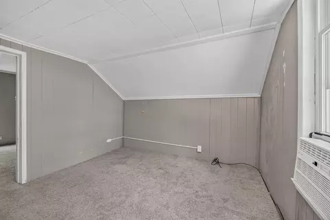 Bedroom - 308 N State St, Jackson, MI 49201 photo 1 of 2
