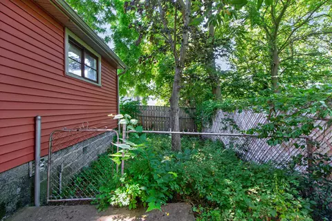 Exterior - 308 N State St, Jackson, MI 49201 photo 8 of 8