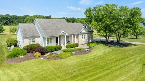 10152 N Beverly Ln, La Porte, IN 46350