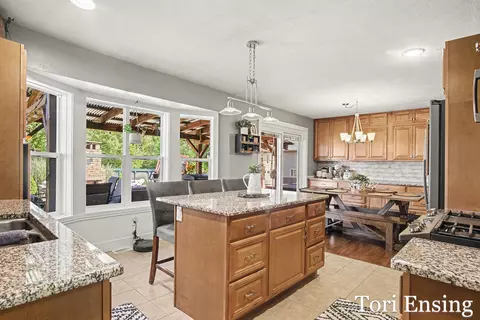 Kitchen - 481 S Nevins Rd, Stanton, MI 48888 photo 3 of 4