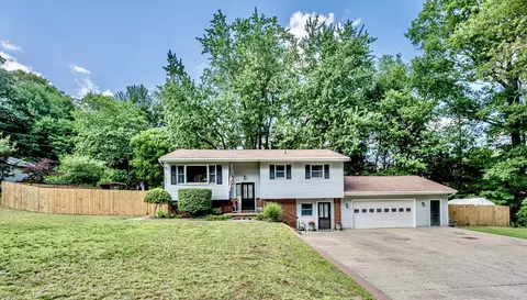 3860 E Pontaluna Rd, Fruitport, MI 49415