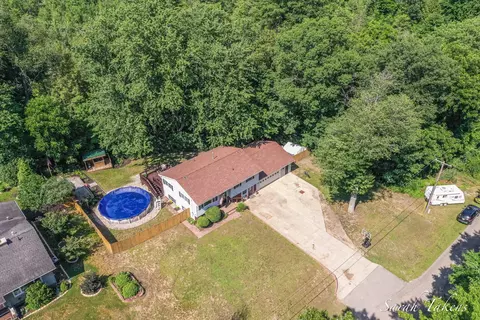 3860 E Pontaluna Rd, Fruitport, MI 49415