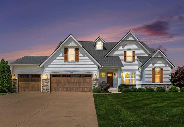 9784 Waterstone Dr SE, Byron Center, MI 49315