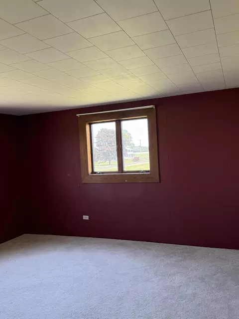 Bedroom - 7565 Ormes Rd, Vassar, MI 48768 photo 2 of 4