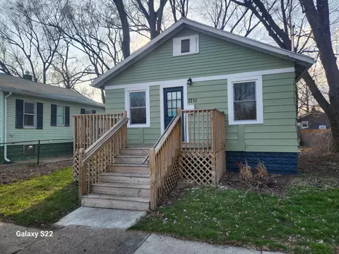 1711 Union St, Kalamazoo, MI 49007