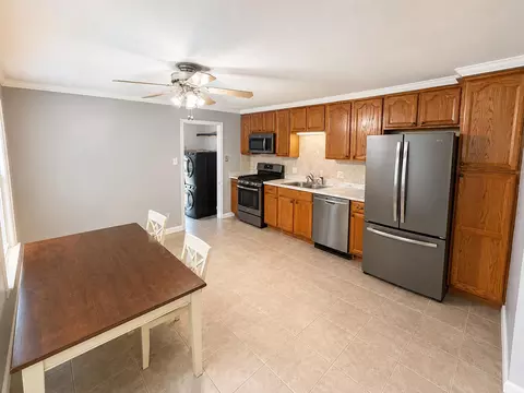 39294 Ormsby St, Clinton Twp, MI 48036 photo 5