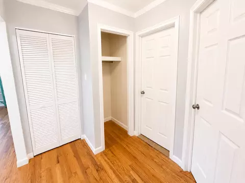 39294 Ormsby St, Clinton Twp, MI 48036 photo 6