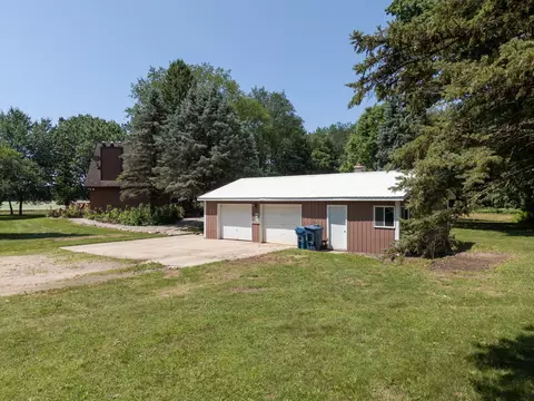 1090 5th St, Plainwell, MI 49080 photo 31