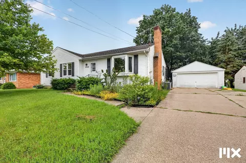 4528 Billmar St SW, Grandville, MI 49418