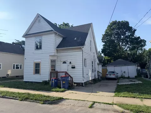 841 Nagold St NW, Grand Rapids, MI 49504