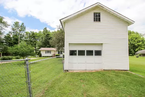 617 E Read St, Marcellus, MI 49067 photo 24