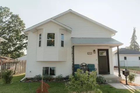 2401 Lamar Ave SW, Wyoming, MI 49519