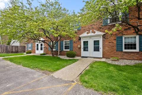 707 Garland Cir #A, Kalamazoo, MI 49008