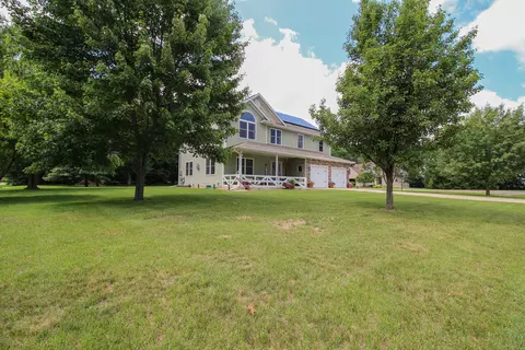 Exterior - 56056 Truman Dr, Three Rivers, MI 49093 photo 3 of 16