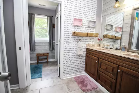 Bath - 56056 Truman Dr, Three Rivers, MI 49093 photo 3 of 4