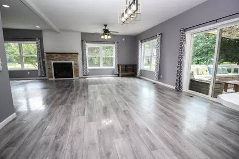 Living - 56056 Truman Dr, Three Rivers, MI 49093 photo 5 of 9