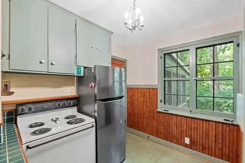 Kitchen - 7075 Horseshoe, Harbert, MI 49115 photo 2 of 4