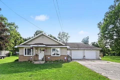 459 Evans St, Jonesville, MI 49250