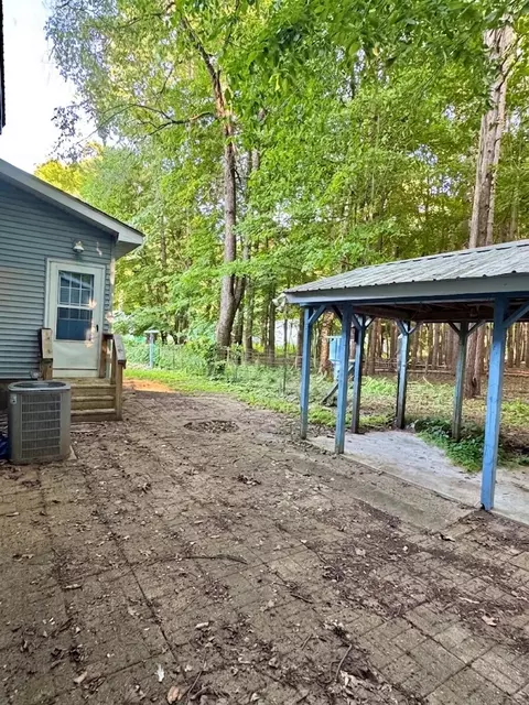 Exterior - 9462 E Colby Rd, Crystal, MI 48818 photo 10 of 10