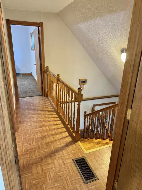 Entry Way - 9462 E Colby Rd, Crystal, MI 48818 photo 5 of 8