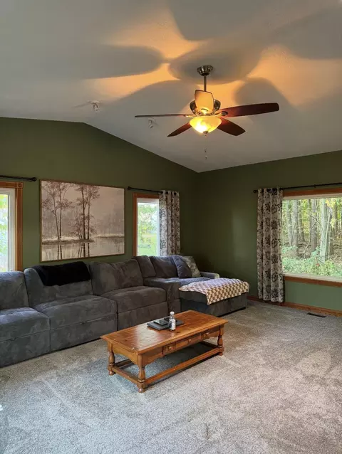 Living - 9462 E Colby Rd, Crystal, MI 48818 photo 3 of 6