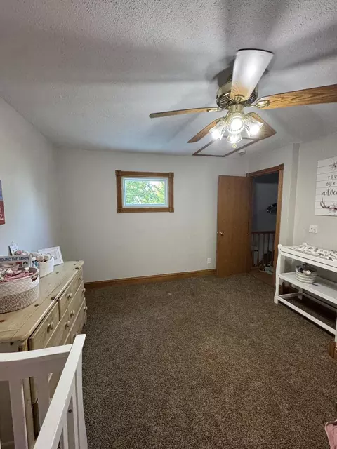 Bedroom - 9462 E Colby Rd, Crystal, MI 48818 photo 5 of 7