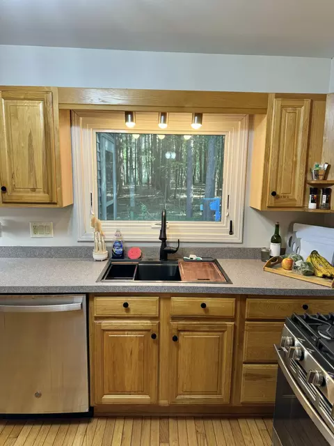 Kitchen - 9462 E Colby Rd, Crystal, MI 48818 photo 1 of 4