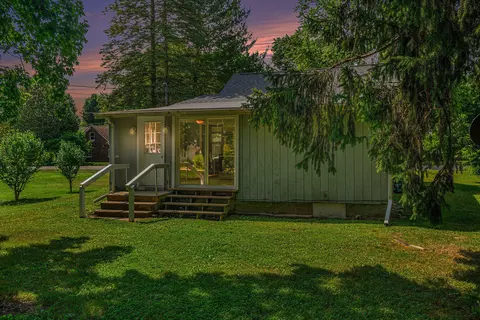 Exterior - 226 W Dibble St W, Marcellus, MI 49067 photo 2 of 5
