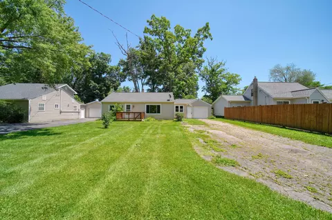 315 Kenneth St, Jackson, MI 49203 photo 3