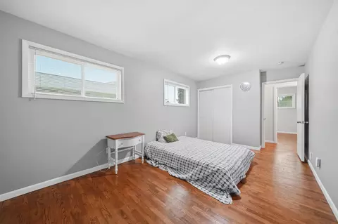 Bedroom - 1511 Strathmoor Ln, Jackson, MI 49203 photo 6 of 6