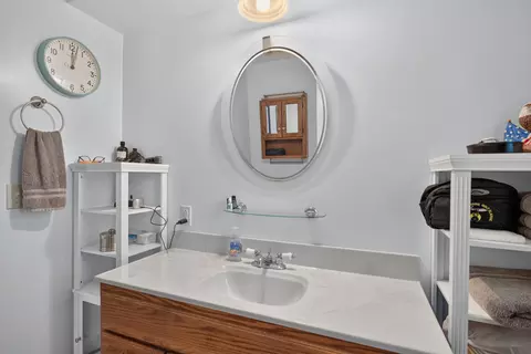 Bath - 5010 Doty Rd, Osseo, MI 49266 photo 2 of 4