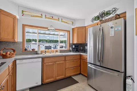 Kitchen - 5010 Doty Rd, Osseo, MI 49266 photo 4 of 6