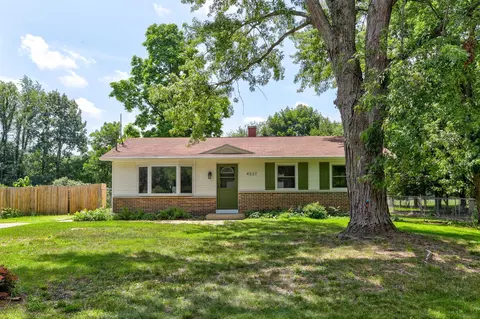 4537 W Ab Ave, Plainwell, MI 49080 photo 2