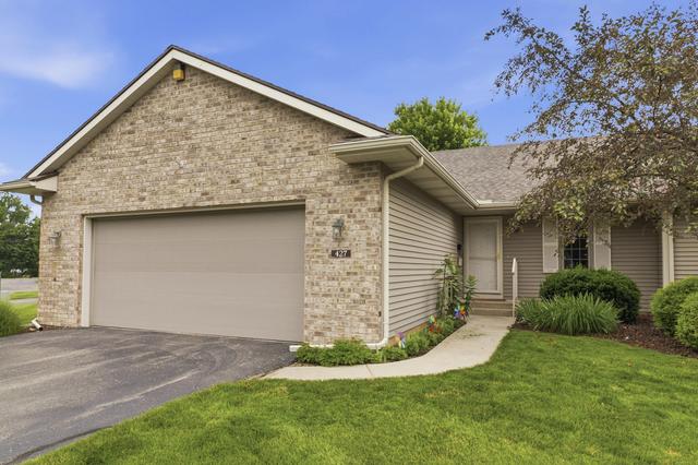 427 Falcon Dr, Wayland, MI 49348
