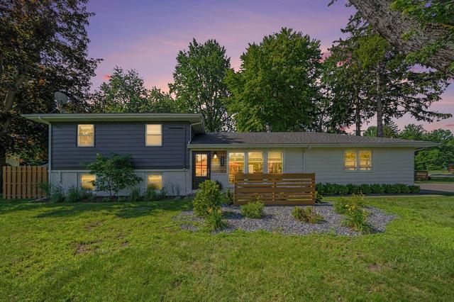 6484 Sawyer Rd, Sawyer, MI 49125