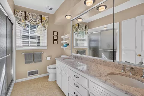 Bath - 4745 Birch Haven Rd, Jackson, MI 49201 photo 1 of 5