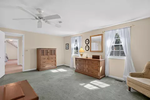 Bedroom - 4745 Birch Haven Rd, Jackson, MI 49201 photo 6 of 8
